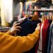 Fashion Thrift vs Fast Fashion, Mana yang Lebih Worth It?