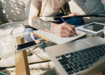 Side Hustle yang Bisa Tambah Cuan Tanpa Ganggu Kerjaan Utama