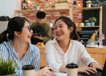 Budaya Nongkrong Anak Muda: Dari Kopi hingga Coworking Space