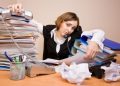 WORKAHOLIC: BUKTI AMBISI ATAU JALAN CAPAT KE BURNOUT?