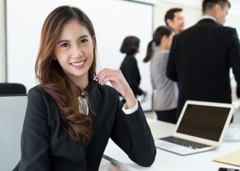 SKILL KEUANGAN YANG WAJIB DIKUASAI SEBELUM UMUR 30!
