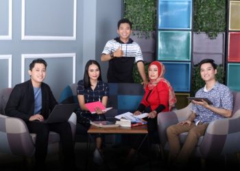 BISNIS DIGITAL: APAKAH INI JALAN KARIR YANG COCOK BUAT LO?