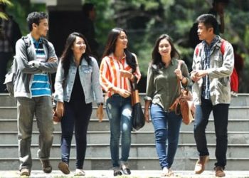 ‍♂️ Olahraga Ringan untuk Anak Muda yang Sibuk Kuliah & Kerja