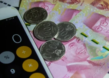 5 KEBIASAAN BOROS YANG BIKIN DOMPET AUTO TIPIS!