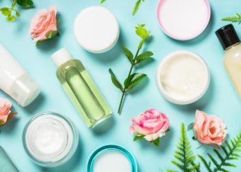 Pentingnya Skincare Ramah Lingkungan: Tren atau Kesadaran Nyata?