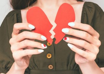 GHOSTING: KOK BISA SIH ORANG TIBA – TIBA NGILANG?