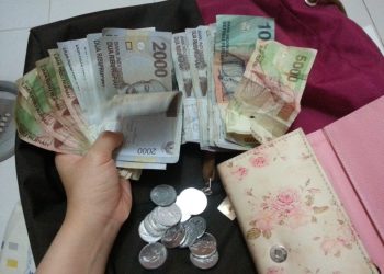 DUIT CEPAT HABIS NUAT JAJAN COBA TRIK INI BIAR DOMPET AMAN!