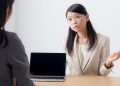 JOB HOPPING: BENERAN  BIKIN KARIR LO NAIK ATAU MALAH JADI BUMERANG?