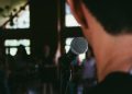 CARA JAGO PUBLIC SPEAKING BIAR LO GAK GUGUP SAAT PRESENTASI!