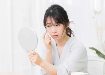 Skincare Minimalis vs. 10 Step Routine: Mana yang Lebih Efektif?