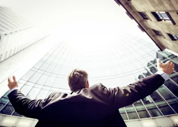 JANGAN CUMA IKUT TREN! BEGINI CARA BANGUN KARIR SESUAI PASSION LO