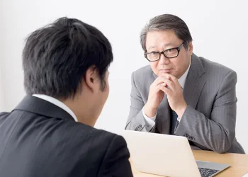 Mental Kuat: Cara Hadapi Kritik Tanpa Down!