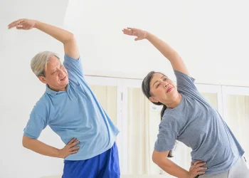 Pentingnya Aktivitas Fisik bagi Lansia untuk Kesehatan yang Optimal