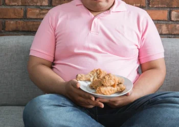 Cara Mengatasi Obesitas & Mencegah Penyakit: No More Mager-Mager Club! ‍♂️