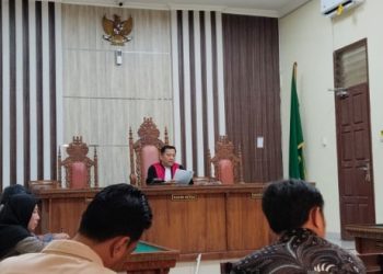 Drama Sidang PT LEB Bikin Publik Kepo: Dugaan Pelanggaran Hukum Masih Gelap di Hari Kedua!
