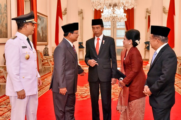 Prabowo Lagi Diuji! Bisa Enggak Jadi Pemimpin “Tahan Banting” Kayak Jokowi?