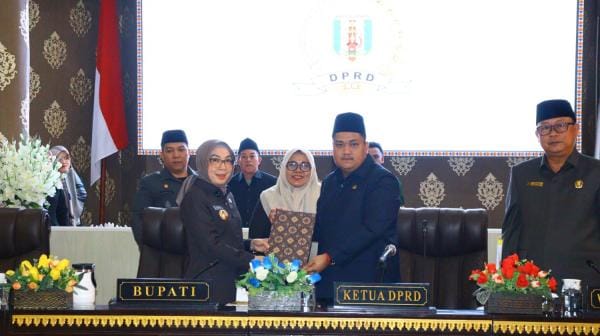 Di Tengah Kasus Mafia Tanah, Way Kanan Malah Rogoh Rp915,6 Miliar Buat Belanja ASN dan DPRD, Warga Masih Keluhkan Jalan Rusak